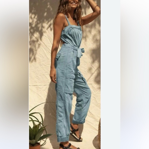 ⭕️SOLD⭕️Host Pick✨ Free People Go West Utility Denim Jumpsuit - Picture 3 of 9